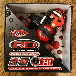 Adjustable roller skates NIB